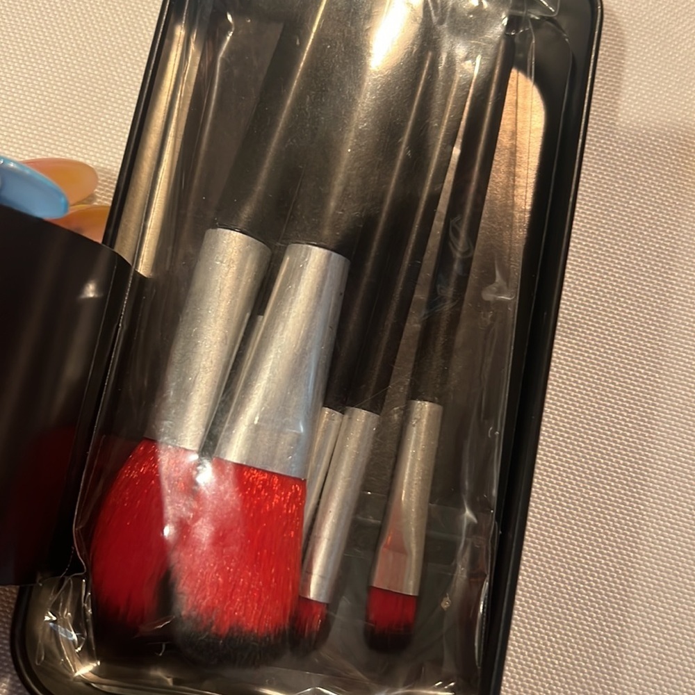 Hello kitty new make up brushes